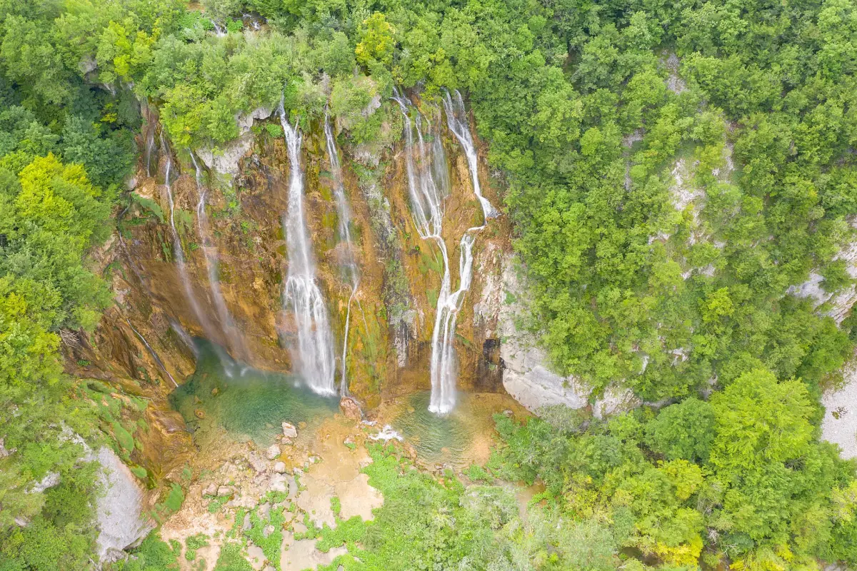 The Big Waterfall seen from the air