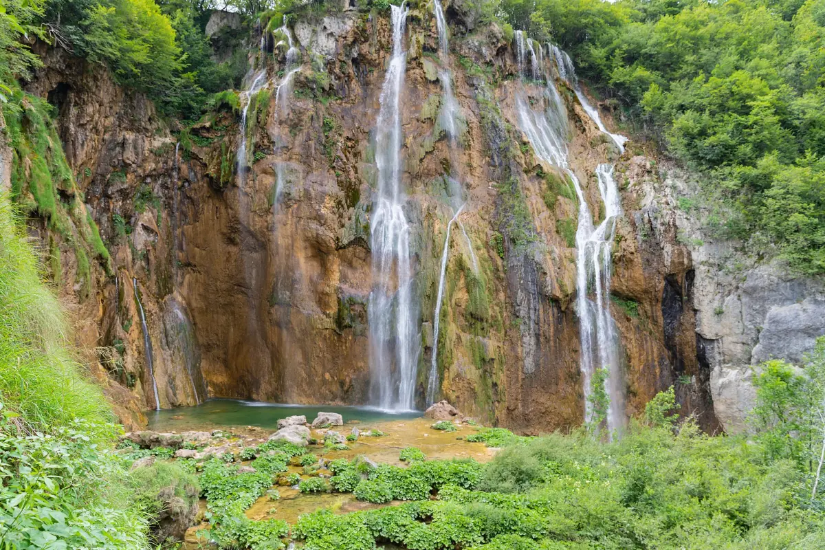 Close-up of the Big Waterfall